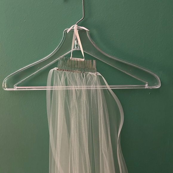 White Wedding Veil - New - Picture 5 of 13
